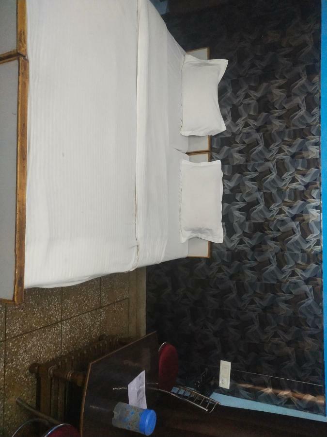 Hotel Roshan Varanasi Luaran gambar